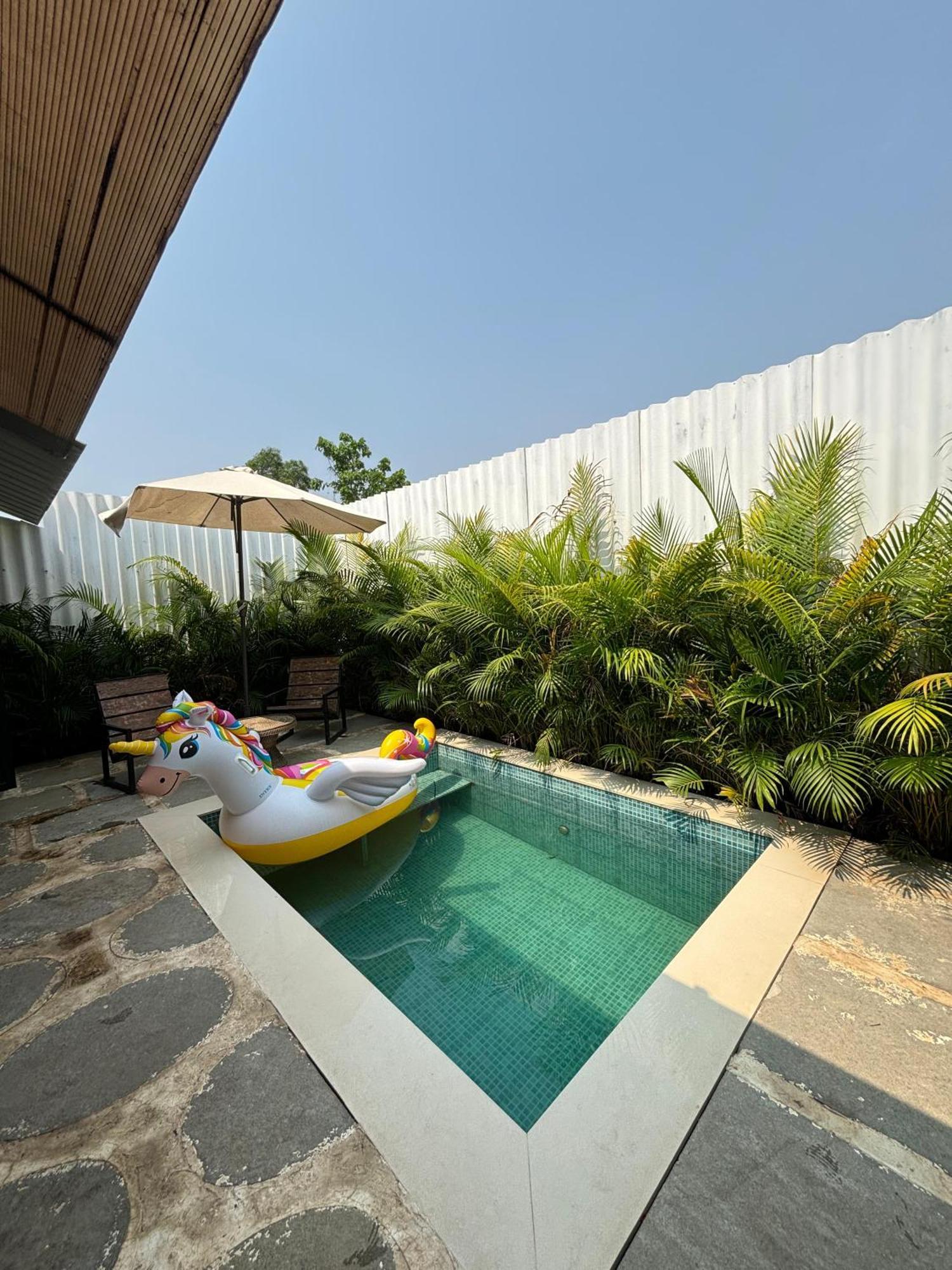 Glass House With Pvt Pool By Miracle Resort & Villa Lonavala Extérieur photo